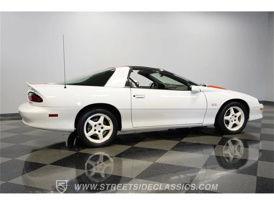 1997 Chevrolet Camaro 4th Gen - Image 12 of 31