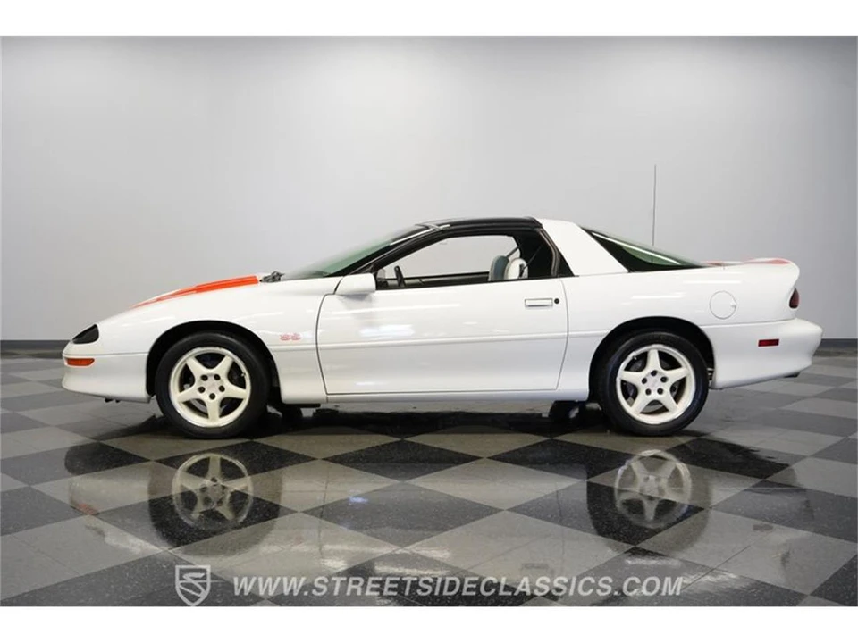 1997 Chevrolet Camaro 4th Gen - Image 6 of 31