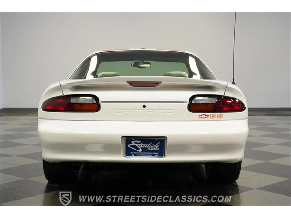 1997 Chevrolet Camaro 4th Gen - Image 9 of 31
