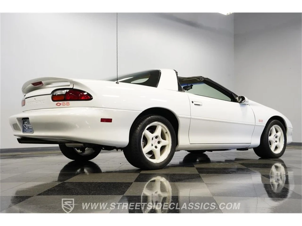 1997 Chevrolet Camaro 4th Gen - Image 26 of 31