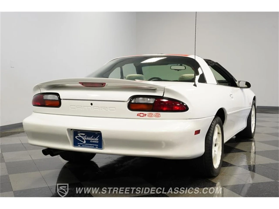1997 Chevrolet Camaro 4th Gen - Image 10 of 31