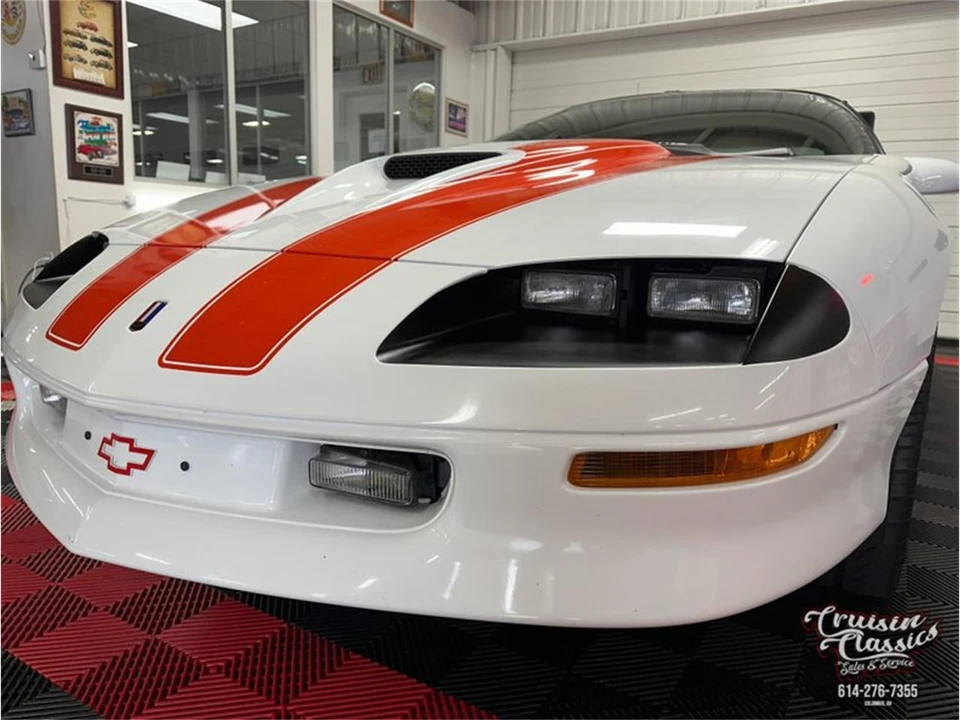 1997 Chevrolet Camaro 4th Gen - Image 10 of 31