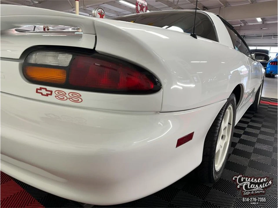 1997 Chevrolet Camaro 4th Gen - Image 27 of 31