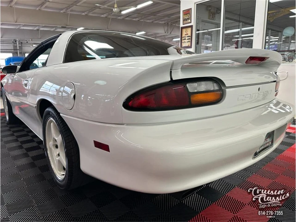 1997 Chevrolet Camaro 4th Gen - Image 20 of 31