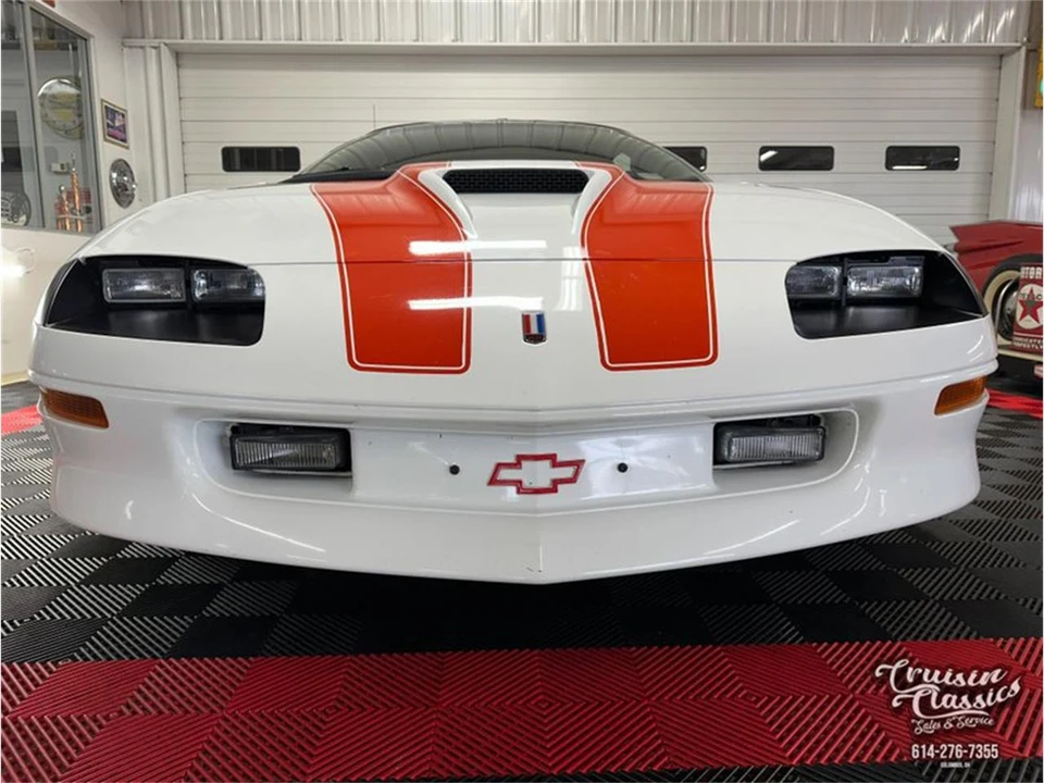 1997 Chevrolet Camaro 4th Gen - Image 8 of 31