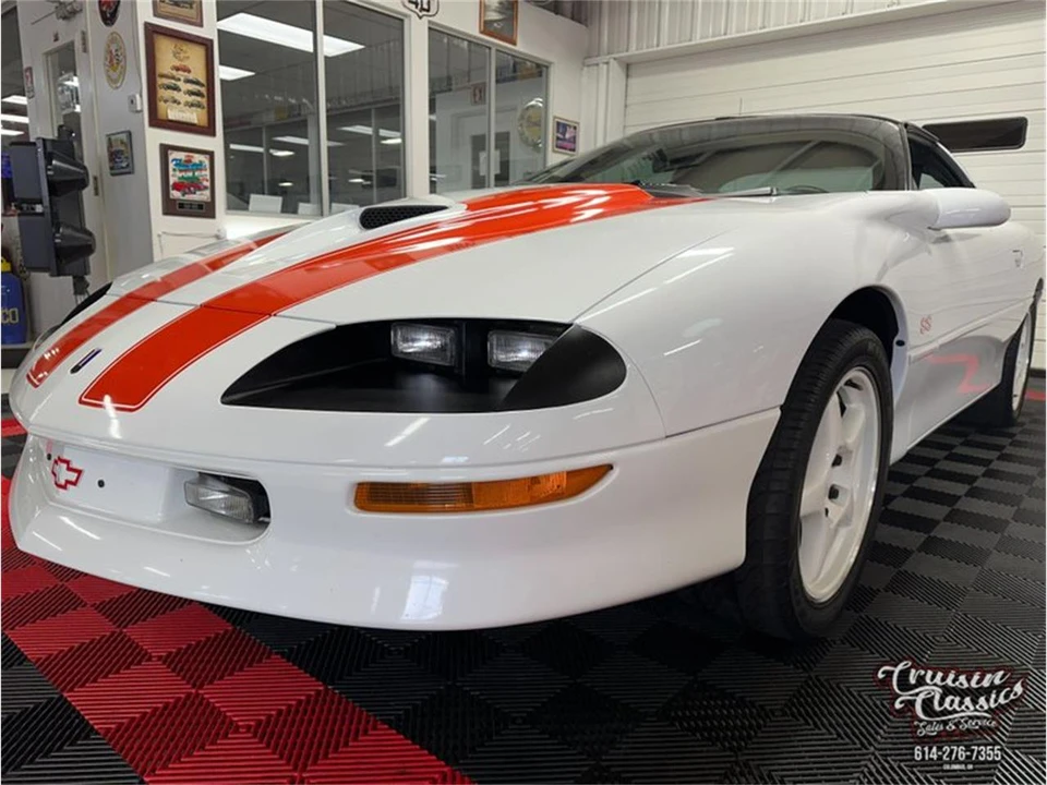 1997 Chevrolet Camaro 4th Gen - Image 11 of 31