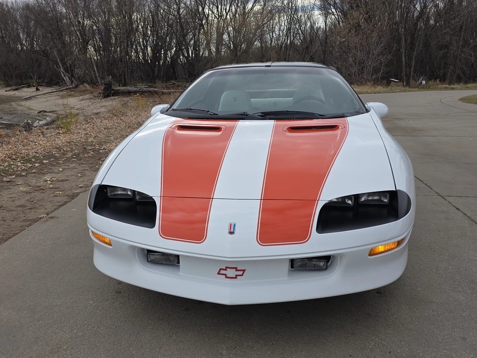 1997 Chevrolet Camaro 4th Gen - Image 9 of 31