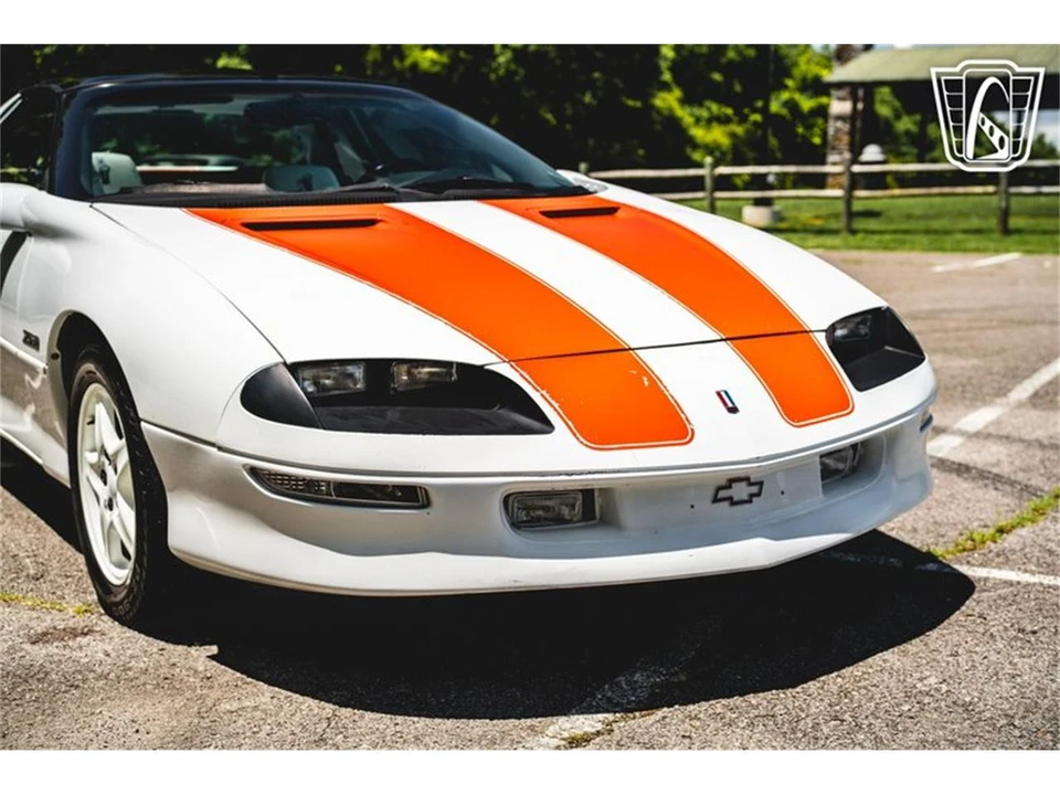 1997 Chevrolet Camaro 4th Gen - Image 28 of 31