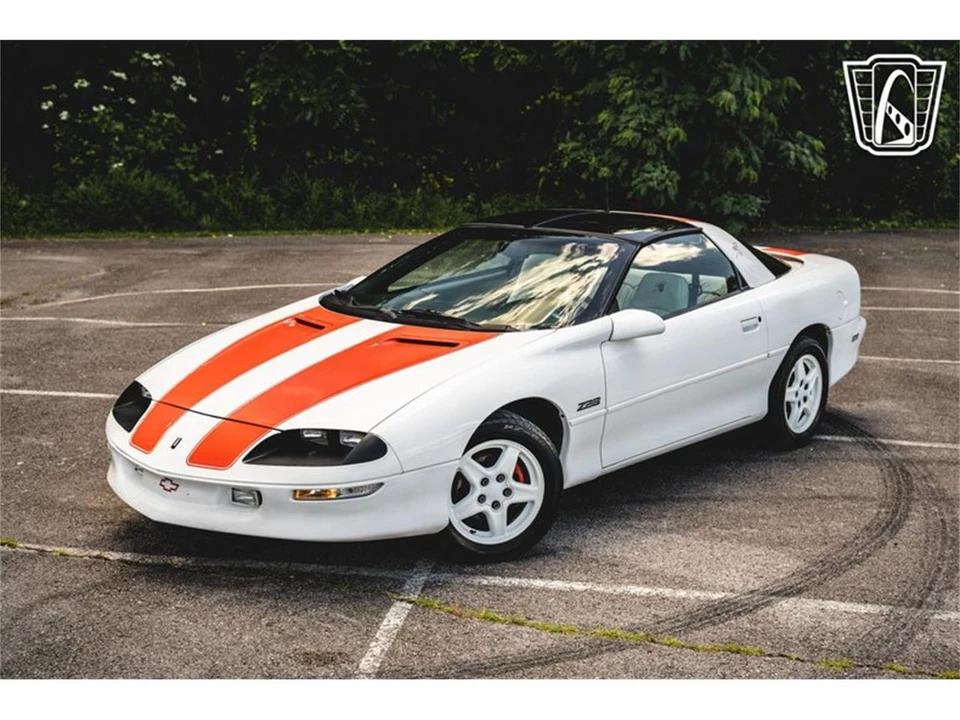 1997 Chevrolet Camaro 4th Gen - Image 3 of 31