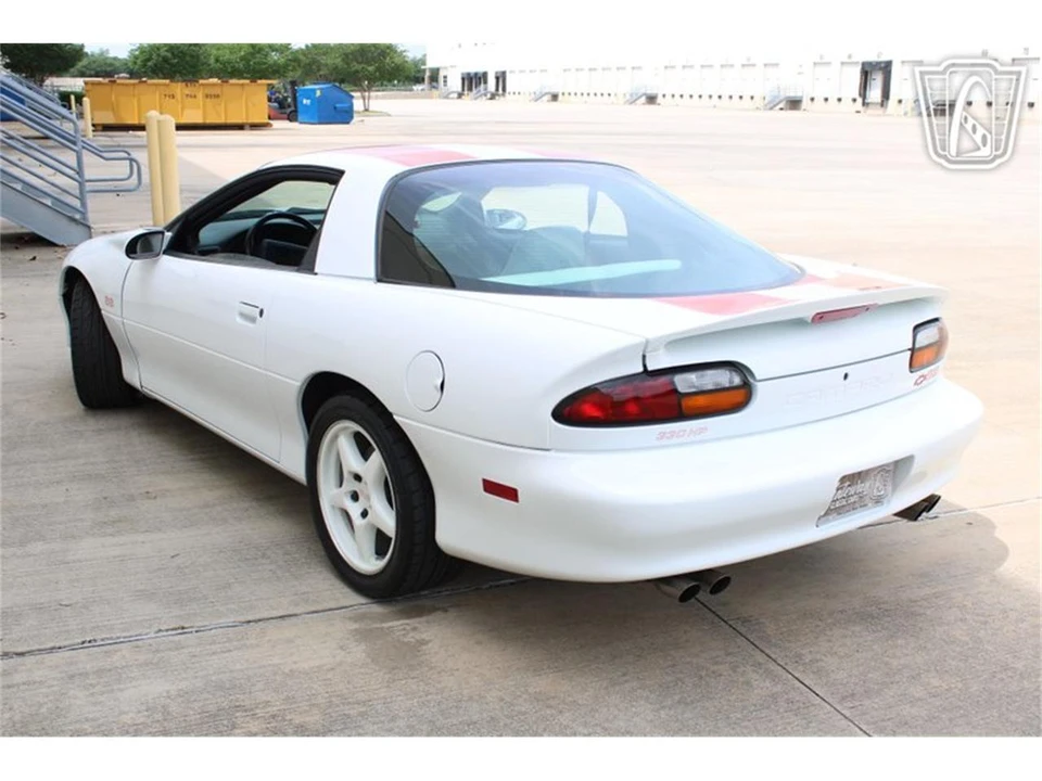 1997 Chevrolet Camaro 4th Gen - Image 6 of 31