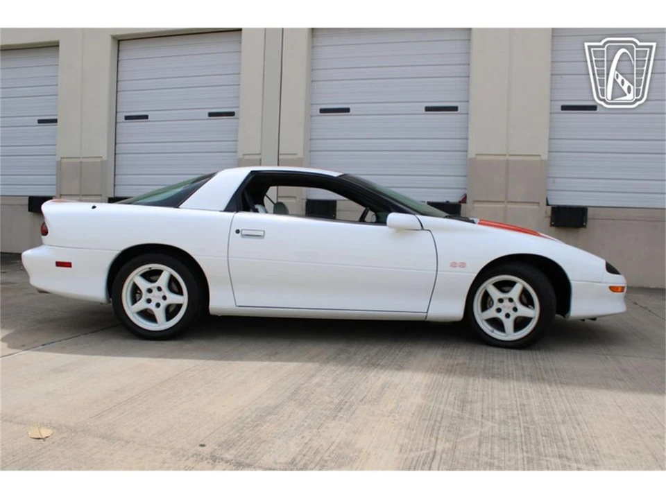1997 Chevrolet Camaro 4th Gen - Image 16 of 31