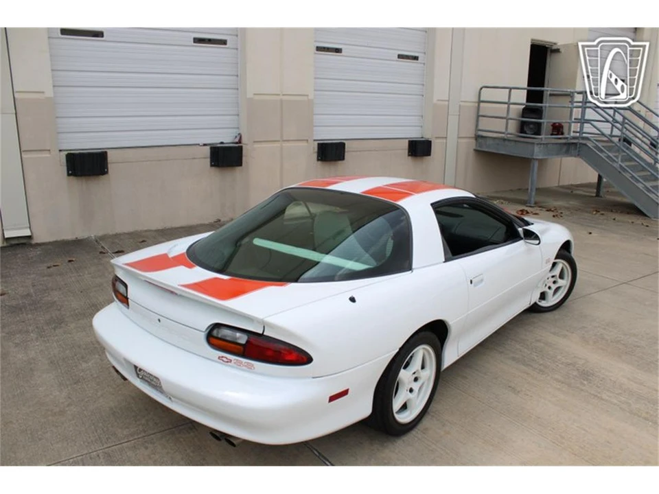 1997 Chevrolet Camaro 4th Gen - Image 11 of 31