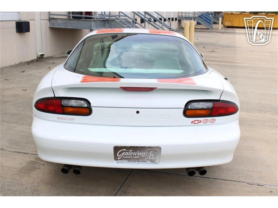 1997 Chevrolet Camaro 4th Gen - Image 9 of 31