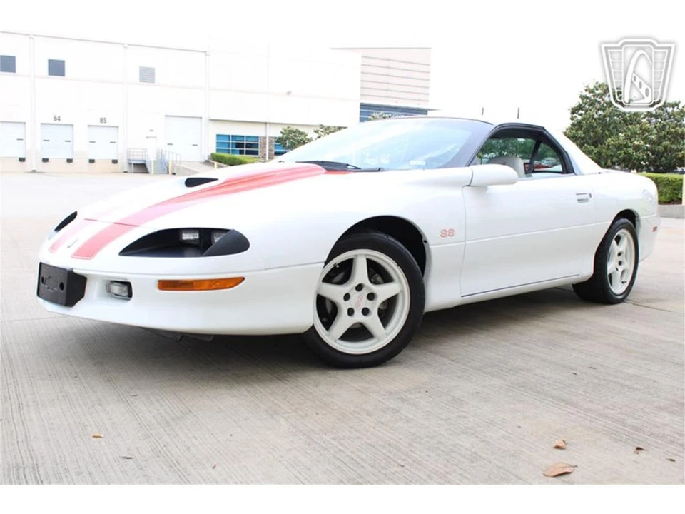 1997 Chevrolet Camaro 4th Gen - Image 25 of 31