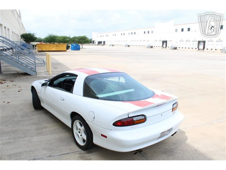 1997 Chevrolet Camaro 4th Gen - Image 5 of 31