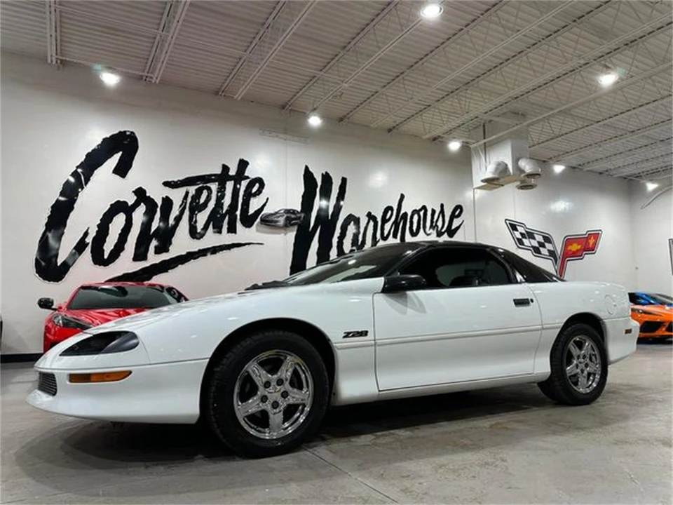 1997 Chevrolet Camaro 4th Gen - Image 2 of 30
