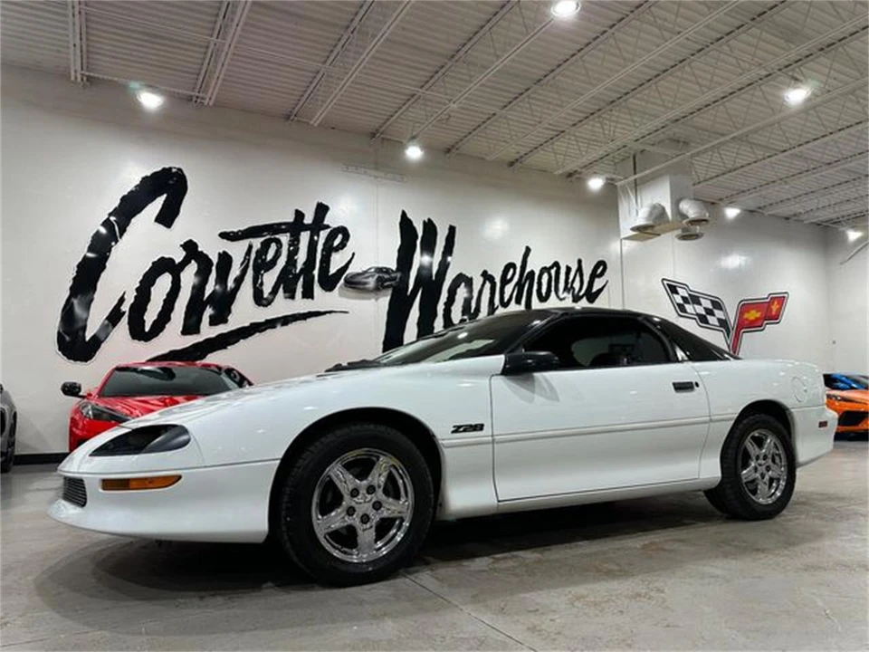 1997 Chevrolet Camaro 4th Gen - Image 4 of 30