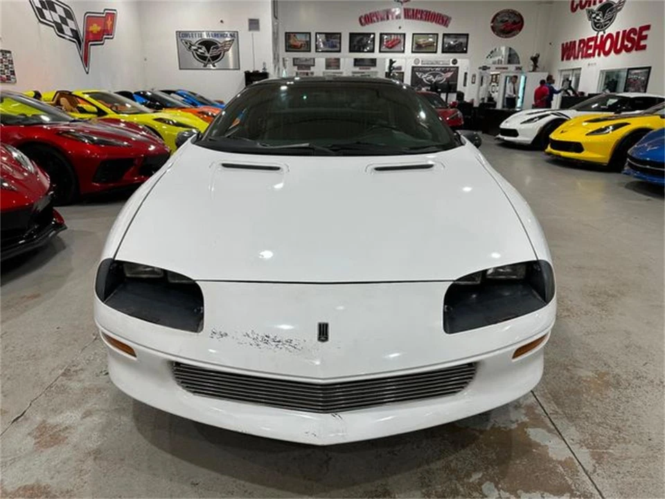 1997 Chevrolet Camaro 4th Gen - Image 7 of 30