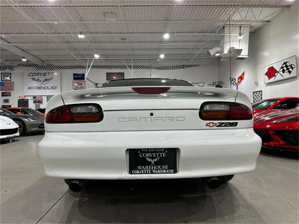 1997 Chevrolet Camaro 4th Gen - Image 25 of 30