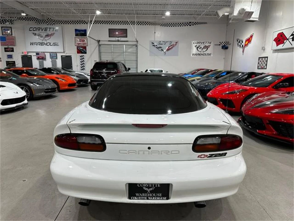1997 Chevrolet Camaro 4th Gen - Image 27 of 30