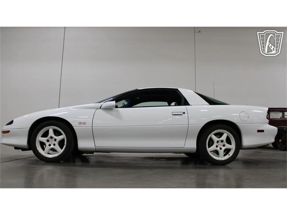 1997 Chevrolet Camaro 4th Gen - Image 21 of 31