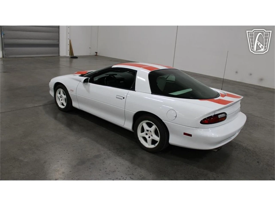 1997 Chevrolet Camaro 4th Gen - Image 6 of 31