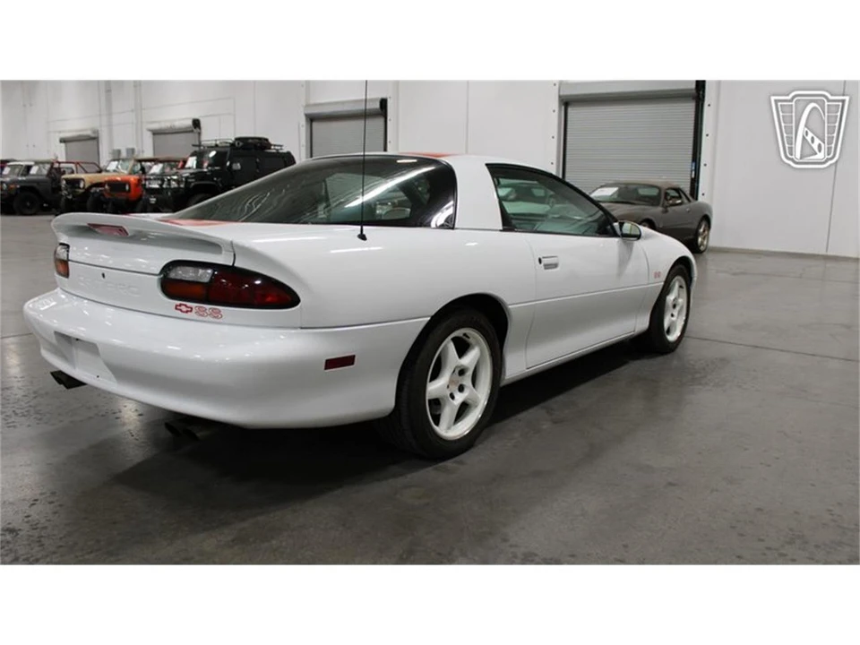 1997 Chevrolet Camaro 4th Gen - Image 16 of 31