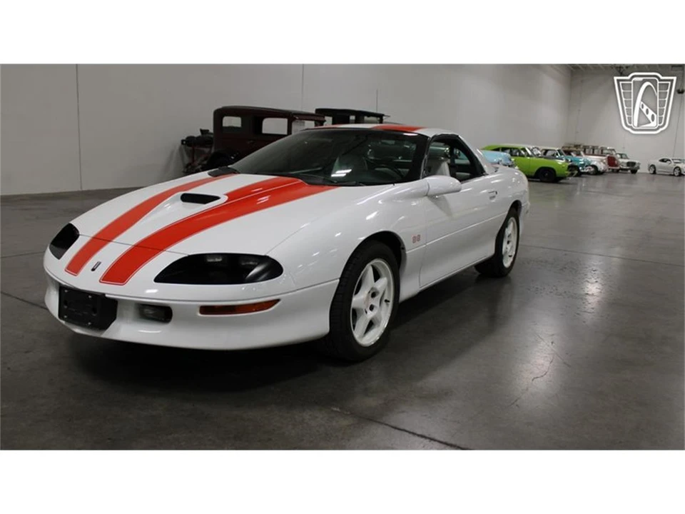 1997 Chevrolet Camaro 4th Gen - Image 12 of 31
