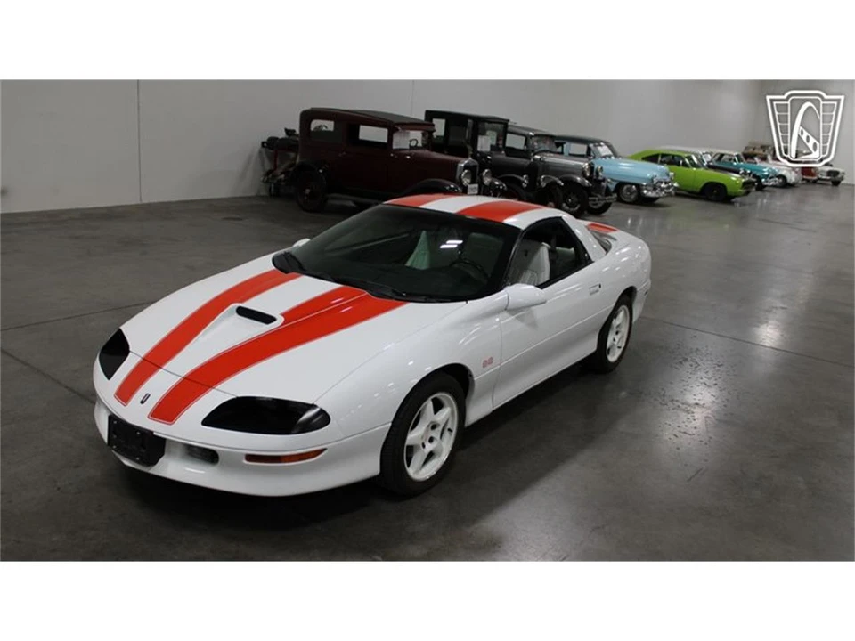 1997 Chevrolet Camaro 4th Gen - Image 4 of 31