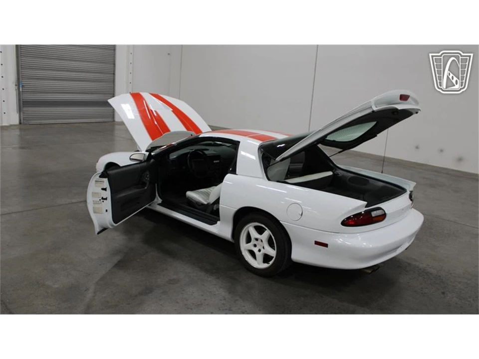 1997 Chevrolet Camaro 4th Gen - Image 30 of 31