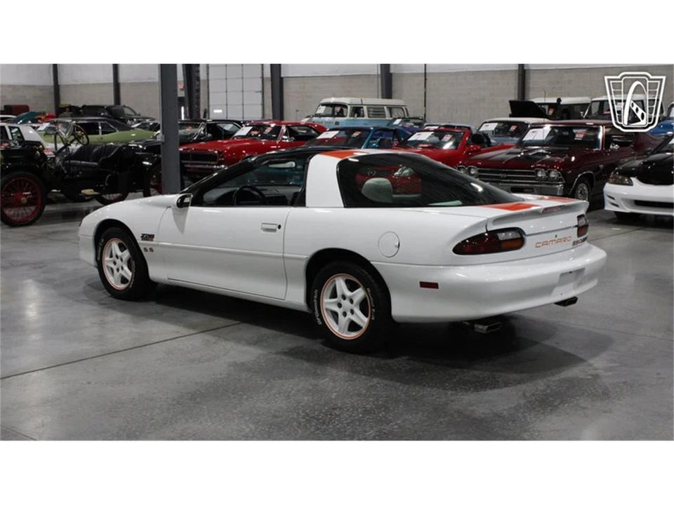 1997 Chevrolet Camaro 4th Gen - Image 3 of 31