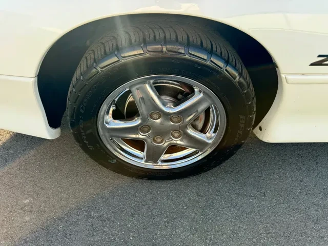 1997 Chevrolet Camaro 4th Gen - Image 18 of 31