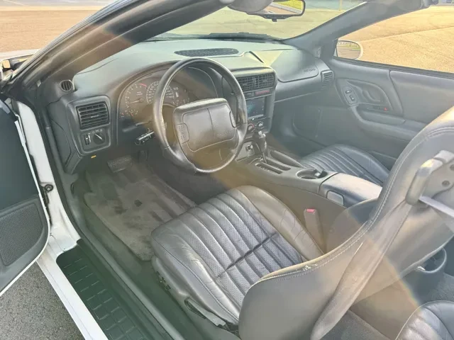 1997 Chevrolet Camaro 4th Gen - Image 25 of 31