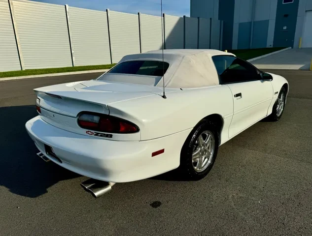 1997 Chevrolet Camaro 4th Gen - Image 14 of 31