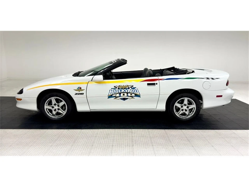 1997 Chevrolet Camaro 4th Gen - Image 4 of 31
