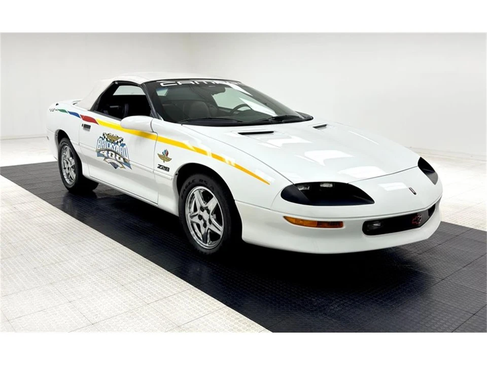 1997 Chevrolet Camaro 4th Gen - Image 10 of 31