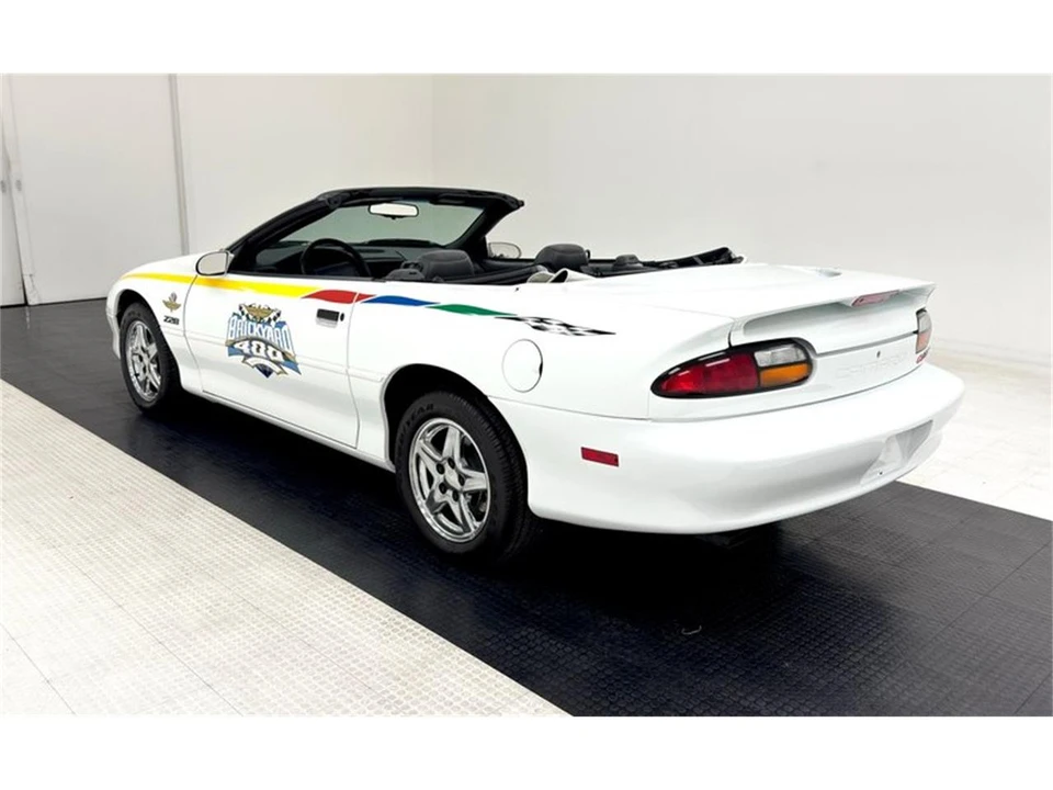 1997 Chevrolet Camaro 4th Gen - Image 6 of 31