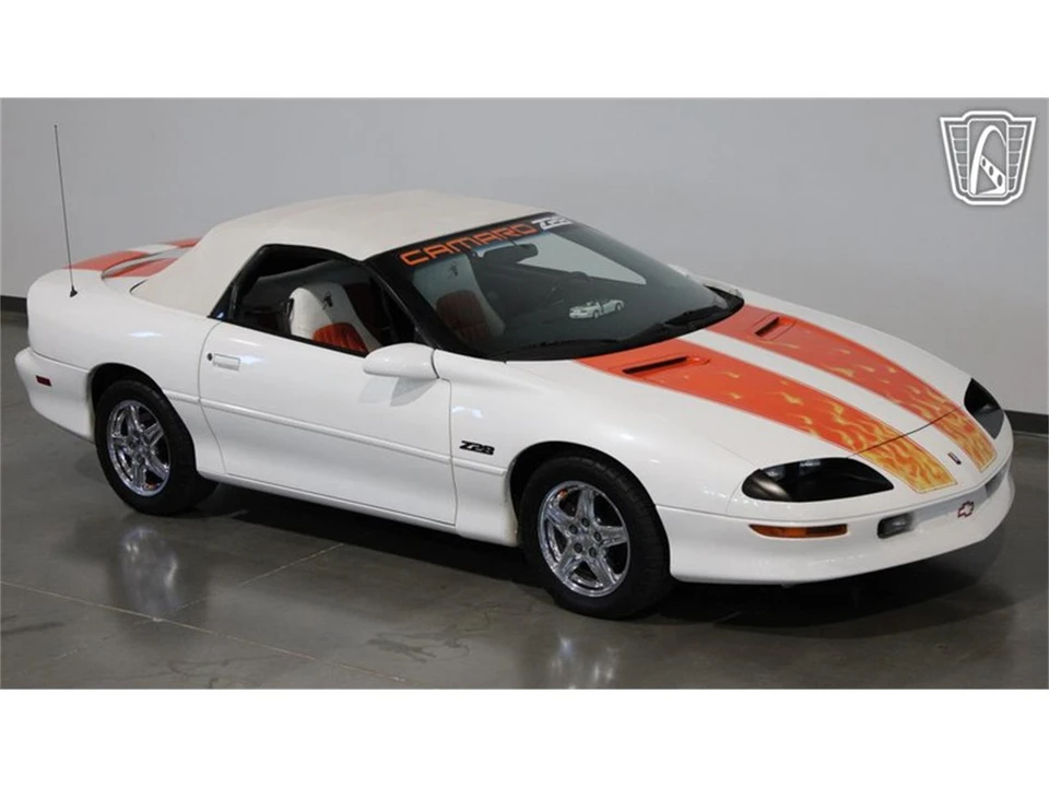 1997 Chevrolet Camaro 4th Gen - Image 6 of 31
