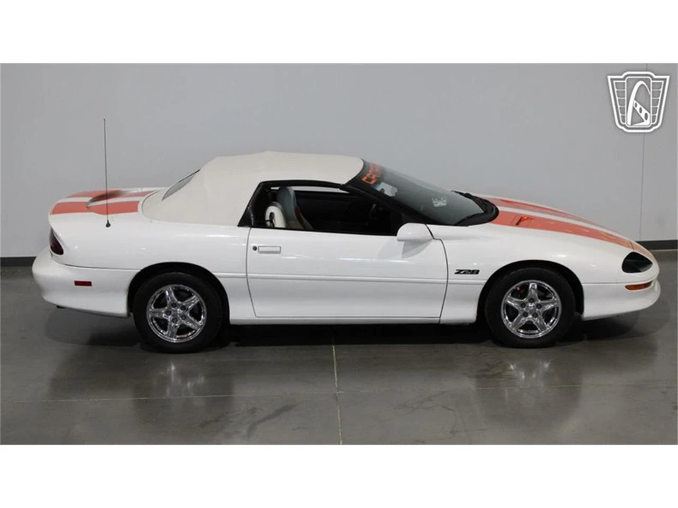 1997 Chevrolet Camaro 4th Gen - Image 7 of 31