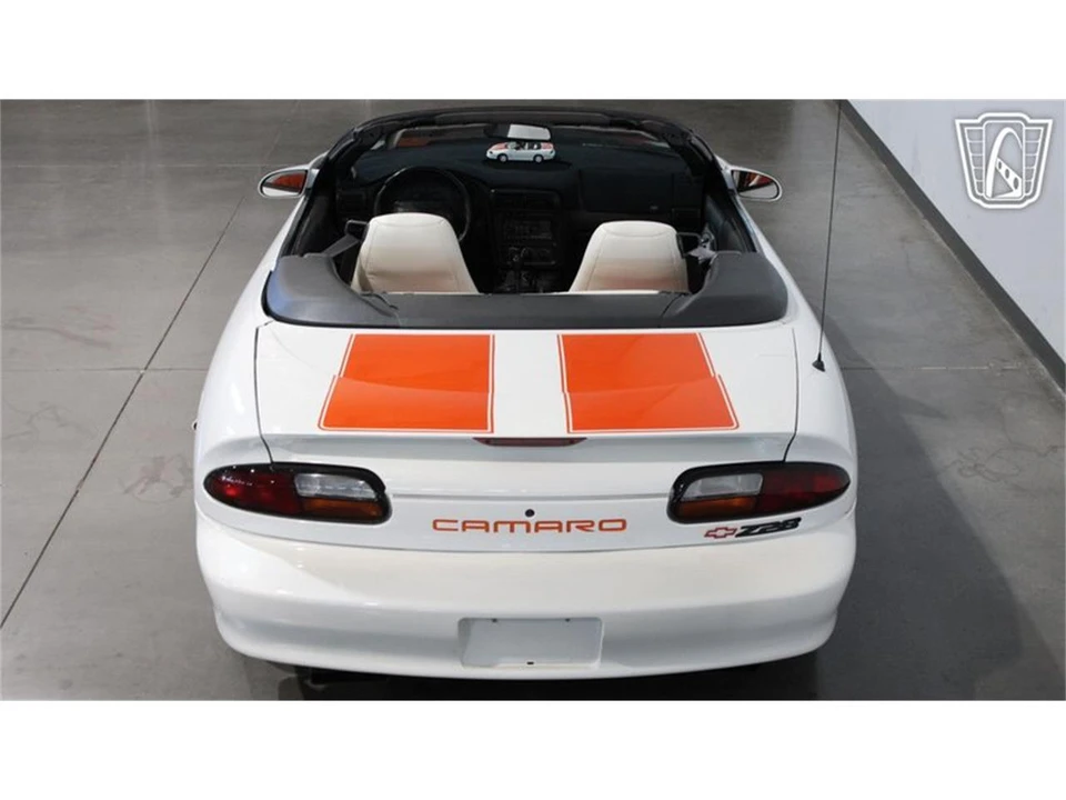 1997 Chevrolet Camaro 4th Gen - Image 9 of 31