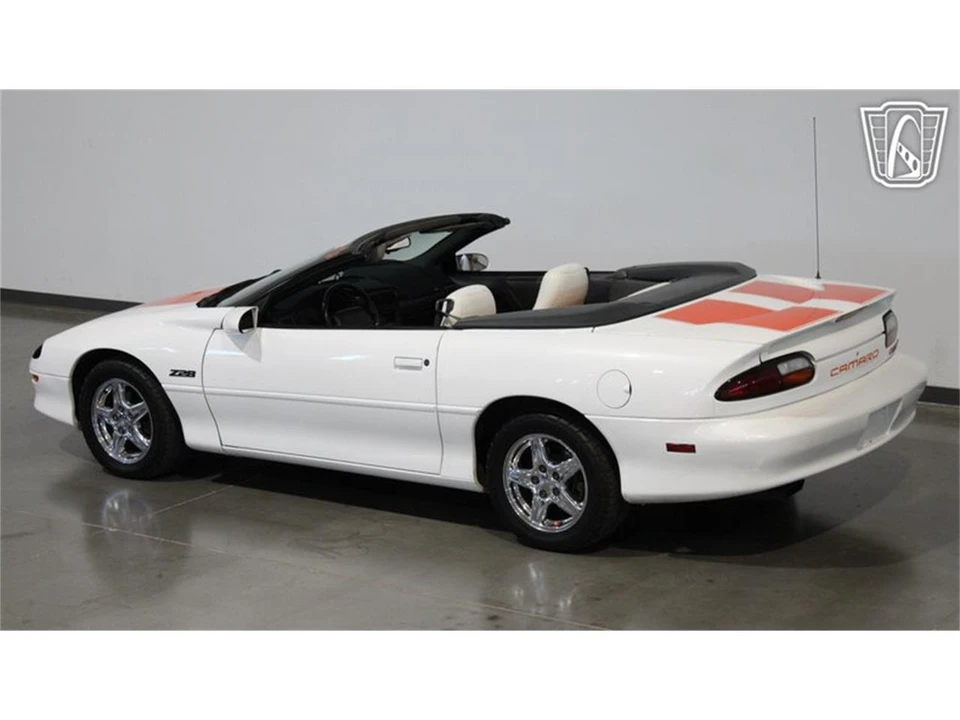 1997 Chevrolet Camaro 4th Gen - Image 10 of 31