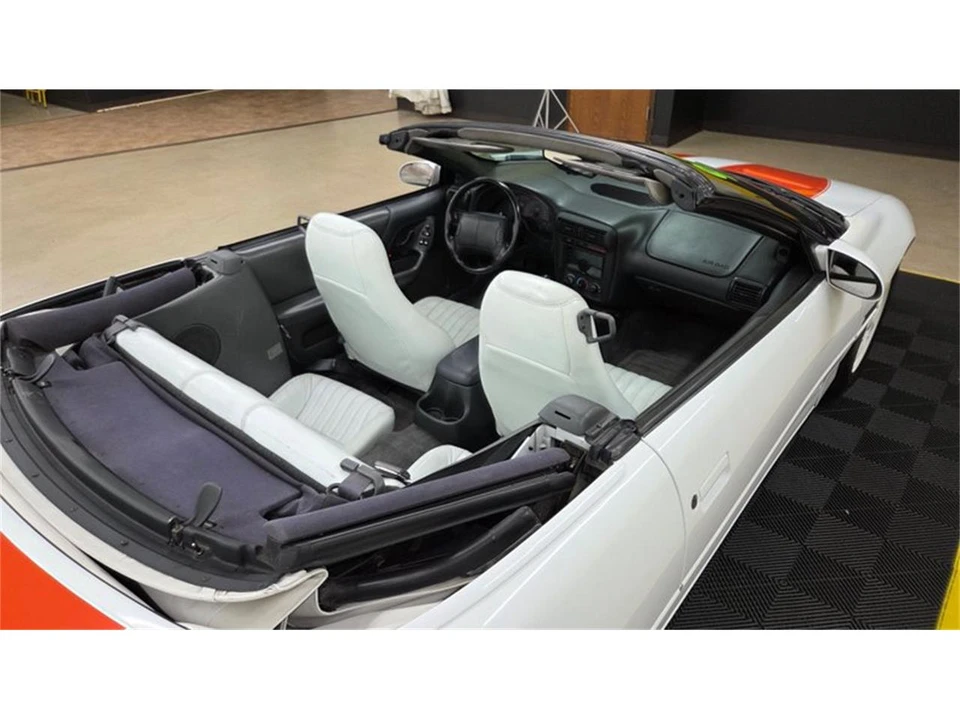 1997 Chevrolet Camaro 4th Gen - Image 11 of 31