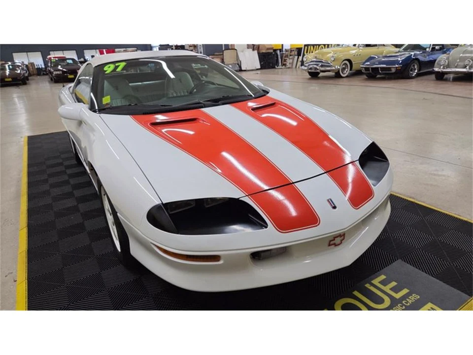 1997 Chevrolet Camaro 4th Gen - Image 22 of 31