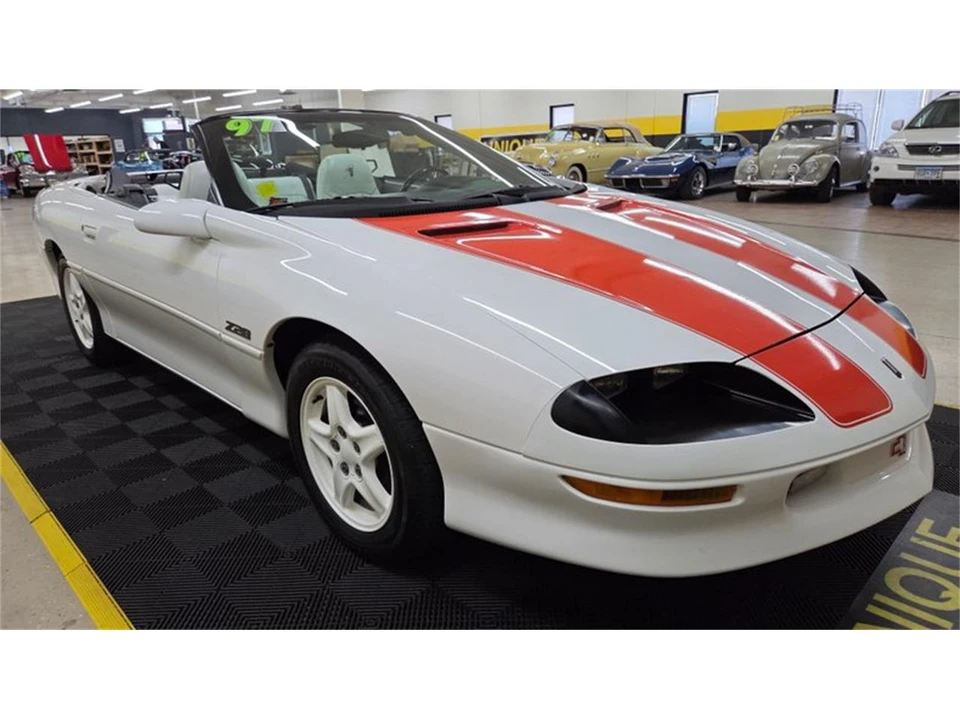 1997 Chevrolet Camaro 4th Gen - Image 3 of 31