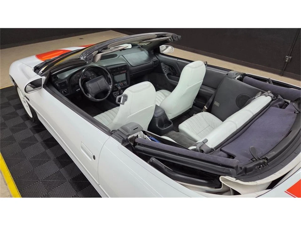 1997 Chevrolet Camaro 4th Gen - Image 10 of 31