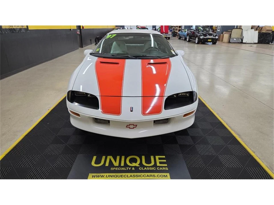 1997 Chevrolet Camaro 4th Gen - Image 15 of 31