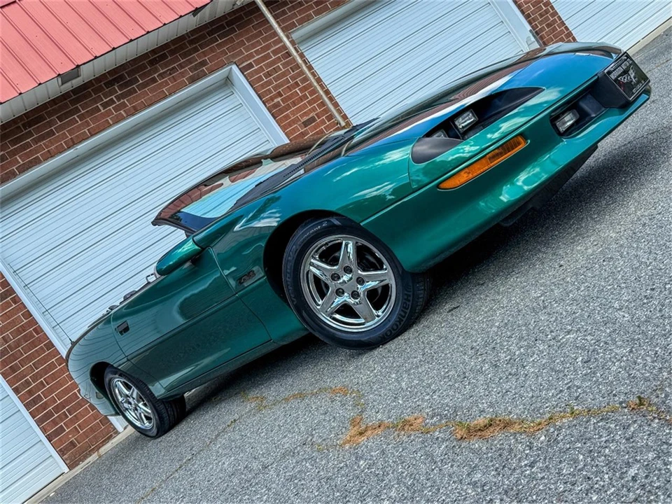 1997 Chevrolet Camaro 4th Gen - Image 22 of 31