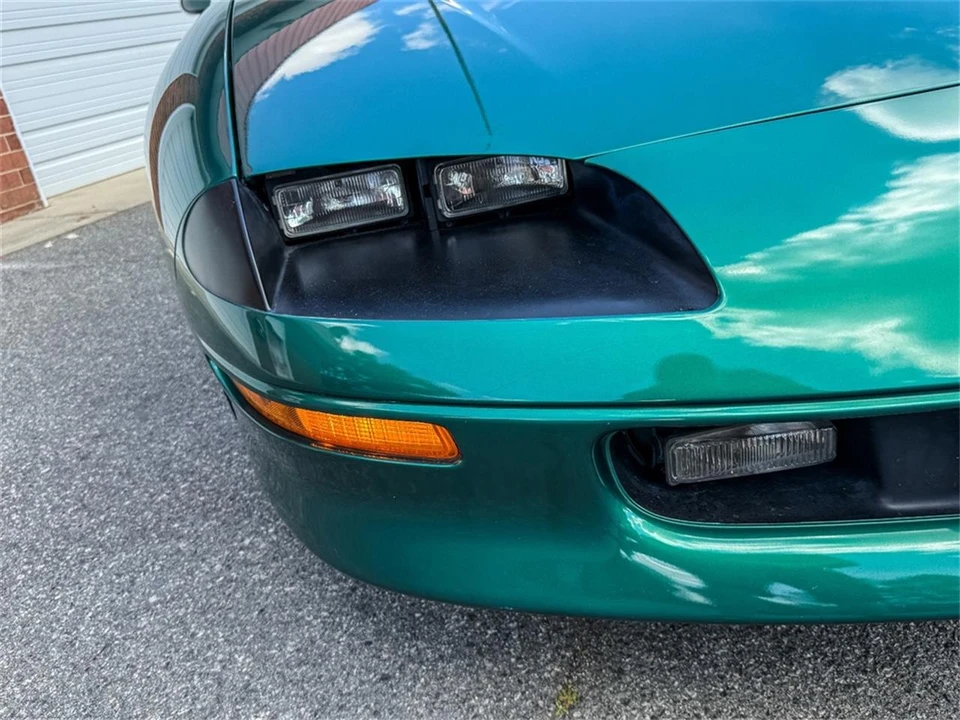 1997 Chevrolet Camaro 4th Gen - Image 7 of 31