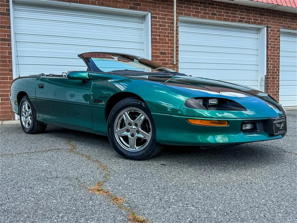 1997 Chevrolet Camaro 4th Gen - Image 20 of 31