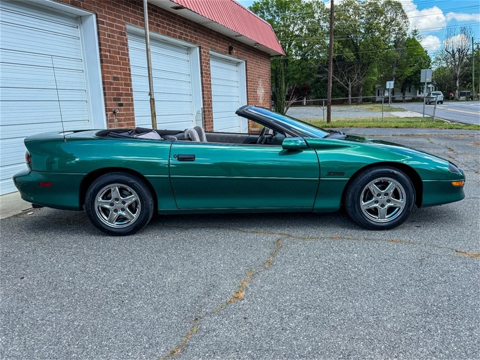 1997 Chevrolet Camaro 4th Gen - Image 30 of 31